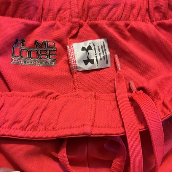 Underarmour shorts - Picture 2 of 2